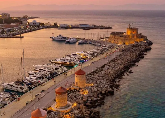 Maison Masse - Historic With Private Courtyard (adults Only)